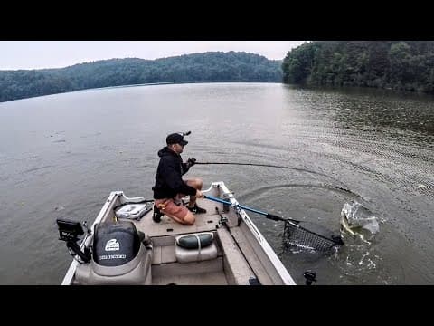 Fishing For Aggressive Ohio Musky (this lake is LOADED!)