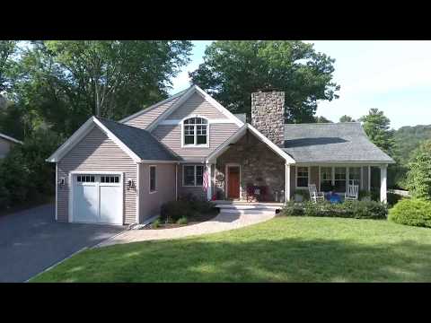 11 Chimney Point, New Milford CT