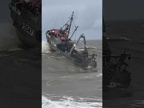 Resolution Crossing Greymouth bar #fishingboat #fishing