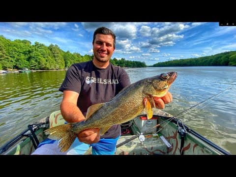 Trolling for WALLEYE with Berkley Flicker Shad!