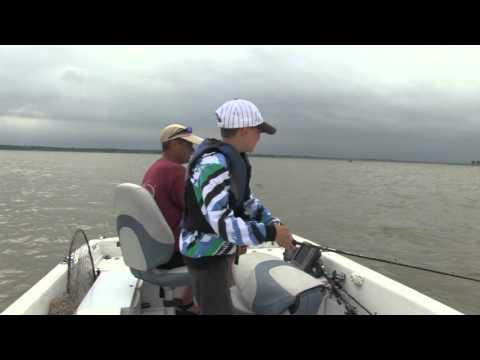 Structure Fishing S2E3 Rathbun Lake Walleyes