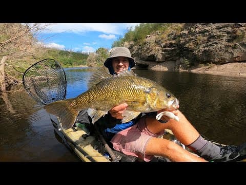 Kayak Fishing for GIANT Australian Bass!!