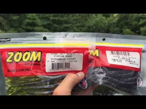 Zoom worm battle-smokin&#39; purple vs watermelon violet