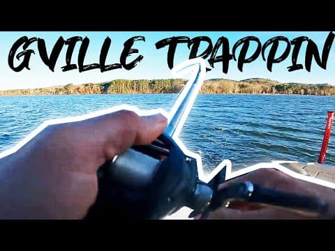 Rattle Trap Fishing on Lake Guntersville In The Winter Months!