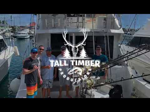 EPIC FIGHT - Marlin Fishing With Fire Hatt Charters - Hawaii